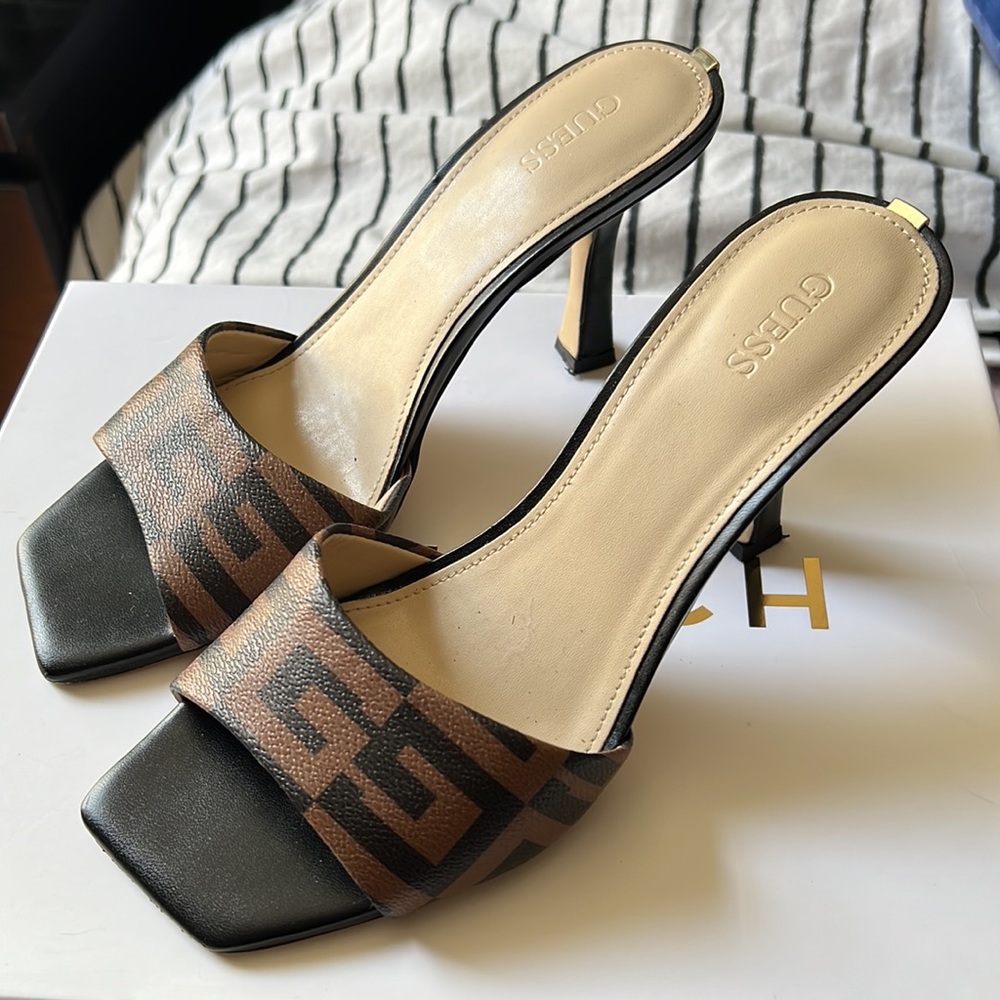 Brown sandals guess